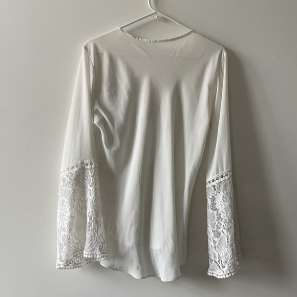 White Blouse - Picture 2 of 5